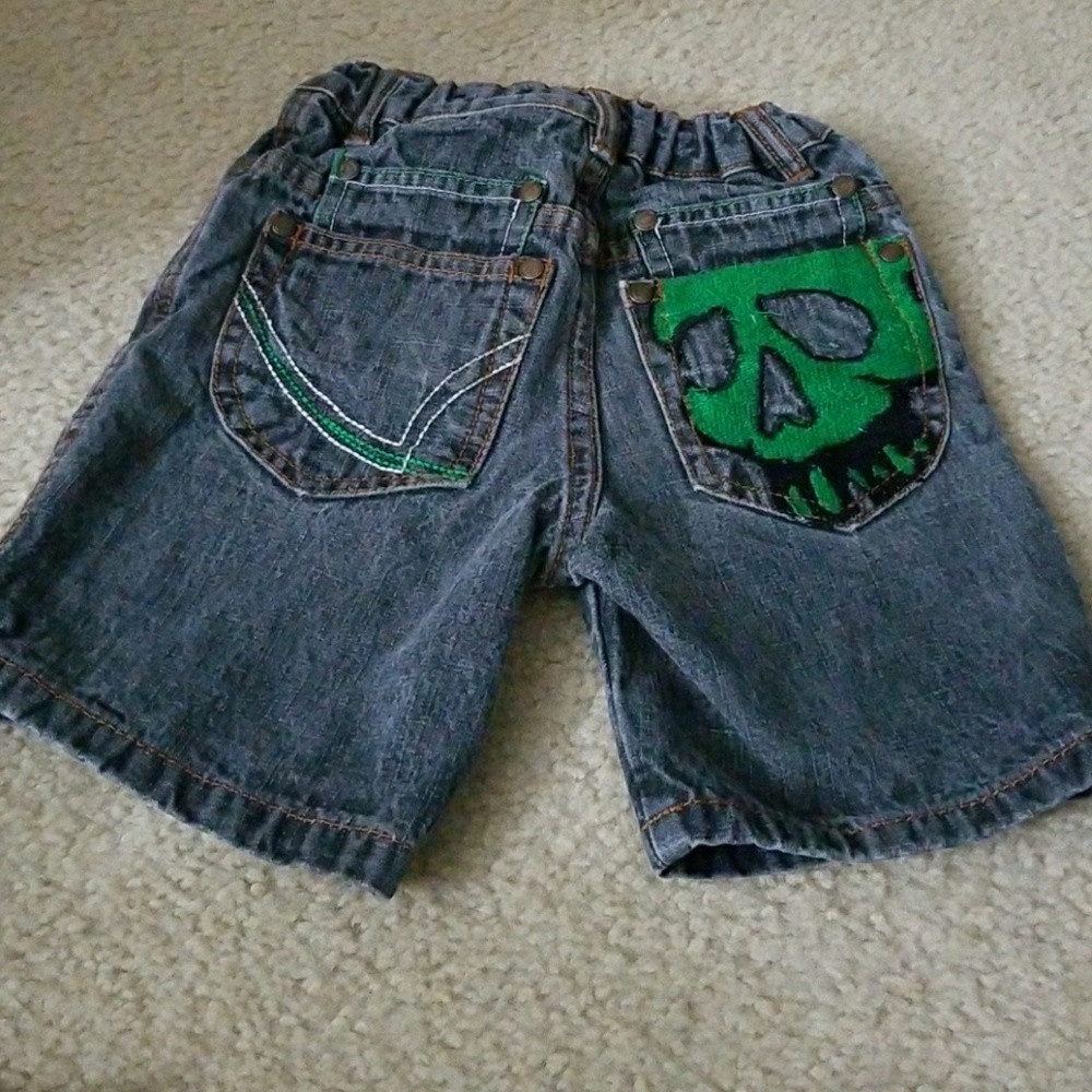 Boys denim shorts size 2T